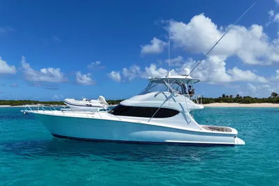 Hatteras GT60