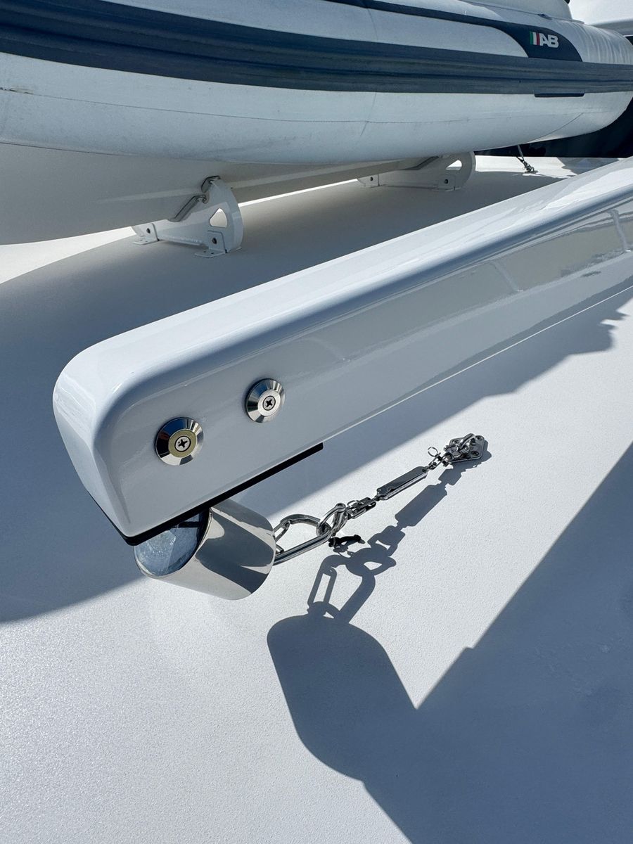 2011 Hatteras 59 