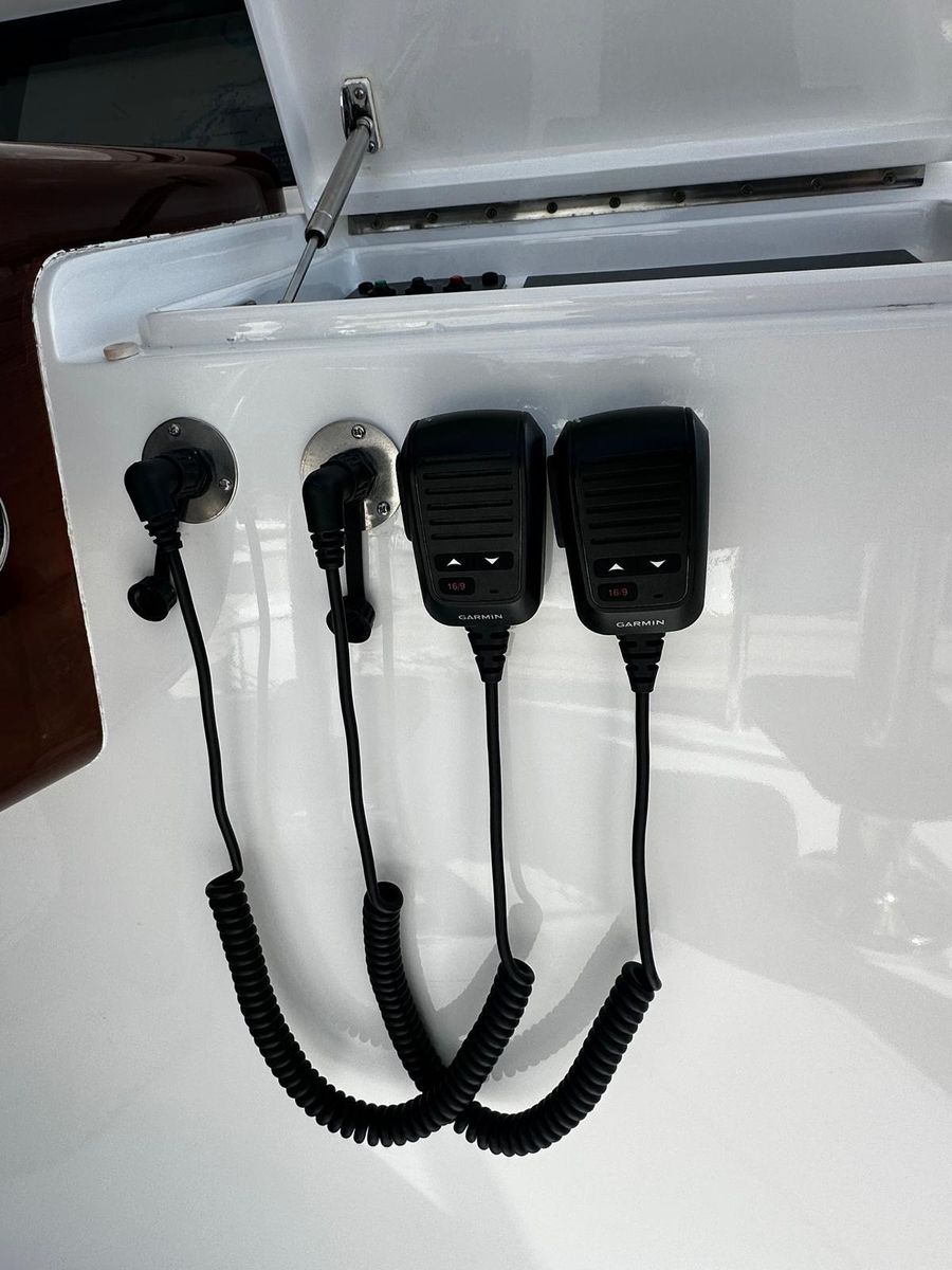 2011 Hatteras 59 