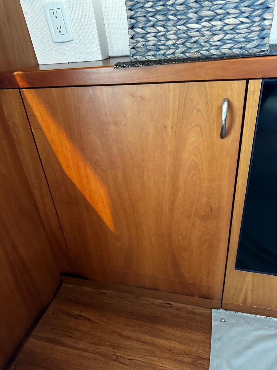 2011 Hatteras 59 