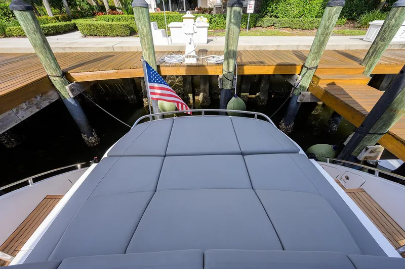 Mulligan Yacht Photos Pics Princess 60 SB Mulligan - Aft Deck