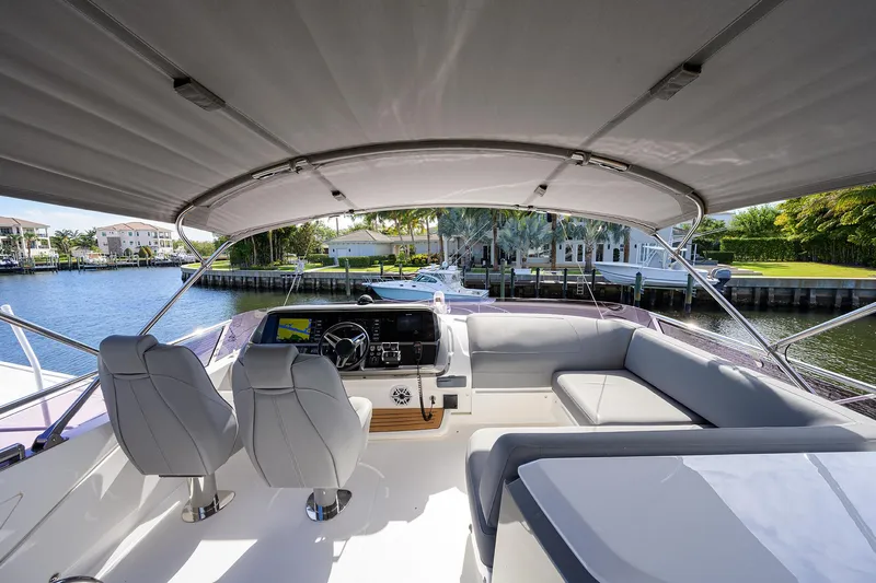 Mulligan Yacht Photos Pics Princess 60 SB Mulligan - Flybridge