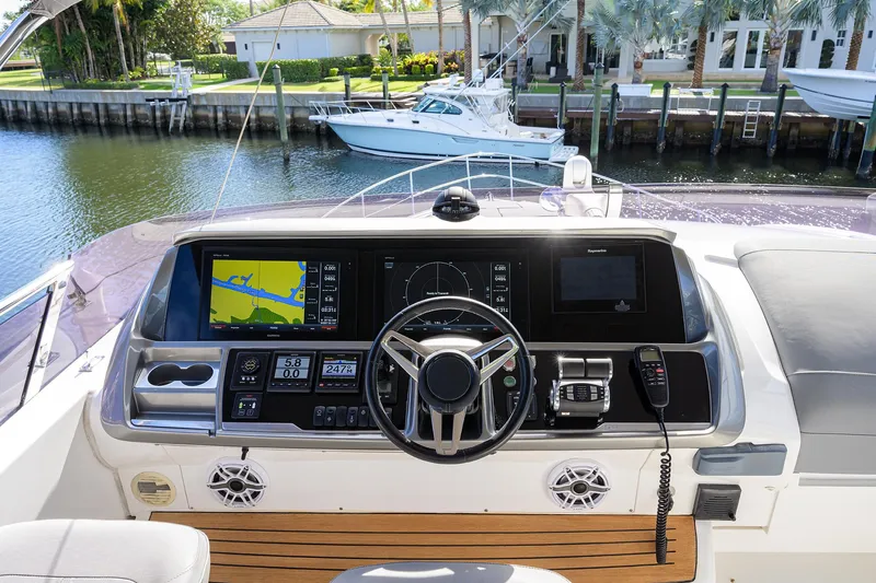 Mulligan Yacht Photos Pics Princess 60 SB Mulligan - Flybridge