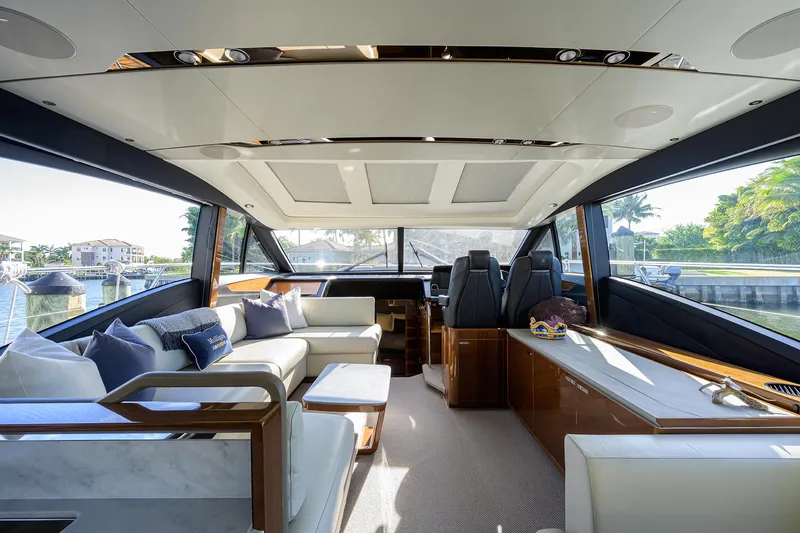 Mulligan Yacht Photos Pics Princess 60 SB Mulligan - Salon