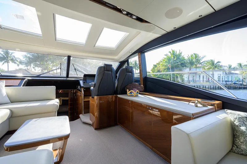 Mulligan Yacht Photos Pics Princess 60 SB Mulligan - Salon