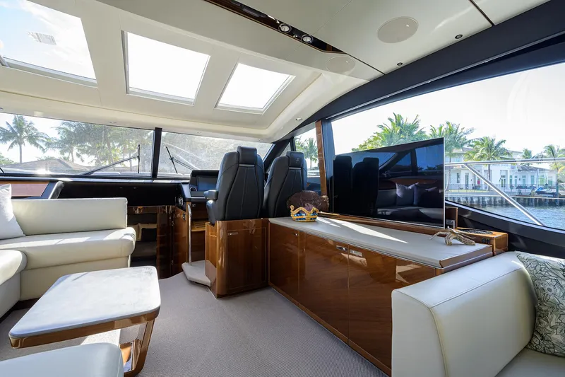 Mulligan Yacht Photos Pics Princess 60 SB Mulligan - Salon