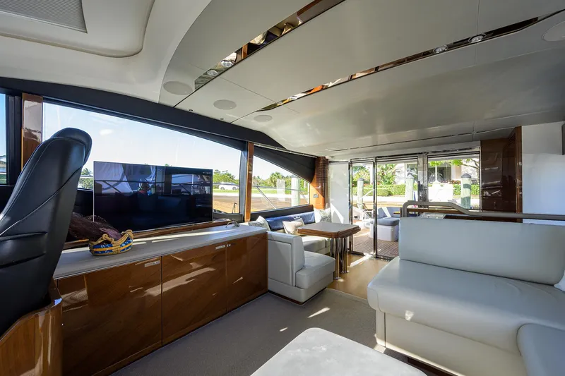 Mulligan Yacht Photos Pics Princess 60 SB Mulligan - Salon