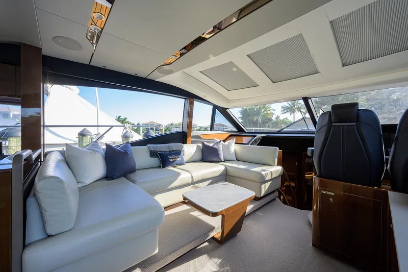 Mulligan Yacht Photos Pics Princess 60 SB Mulligan - Salon