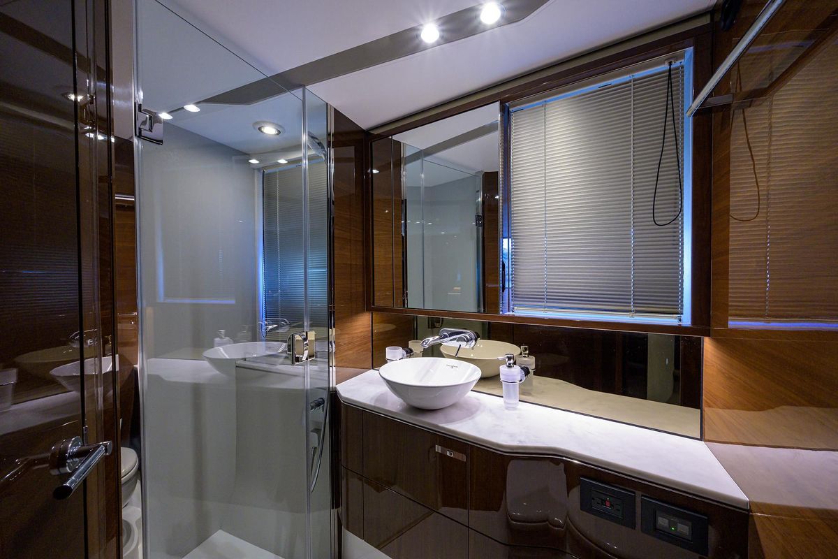 2018 Princess 60 