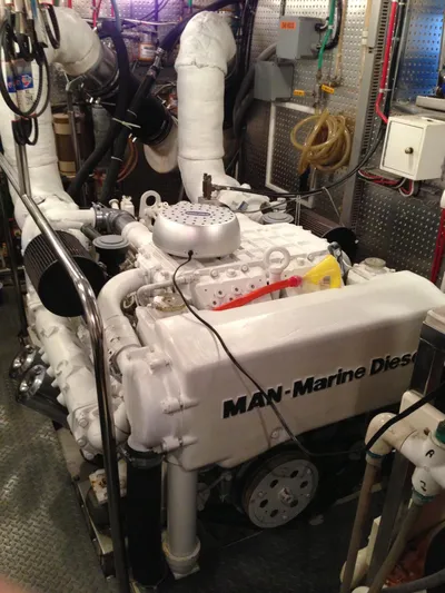 Callisto Yacht Photos Pics 