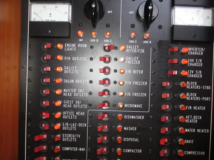 Callisto Yacht Photos Pics 