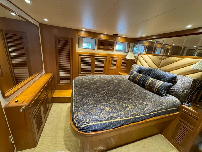 Callisto Yacht Photos Pics 