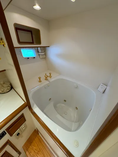 Callisto Yacht Photos Pics 