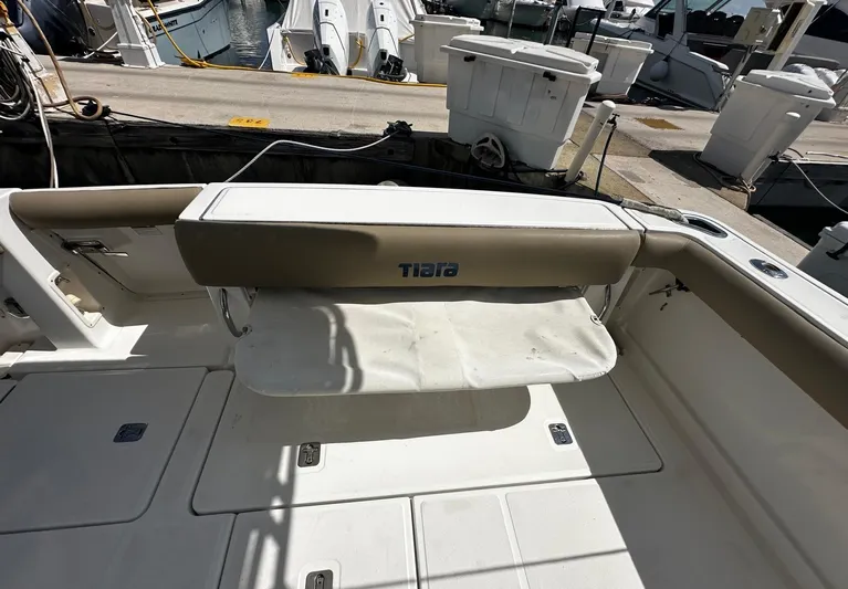  Yacht Photos Pics 2005 Tiara Yachts 3200 Open boat deck with seating and storage.