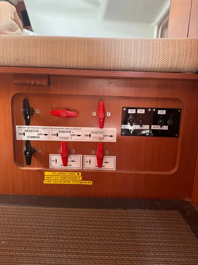 Spirit Guide Yacht Photos Pics 