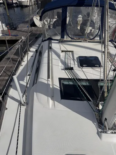 Spirit Guide Yacht Photos Pics 