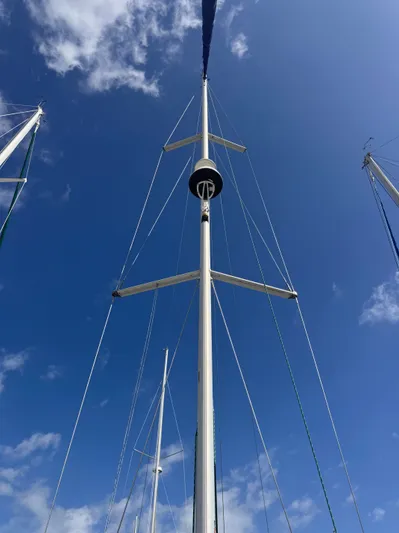 Spirit Guide Yacht Photos Pics 