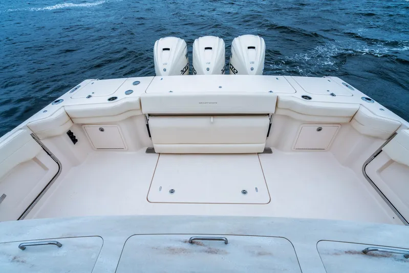  Yacht Photos Pics Manufacturer Provided Image