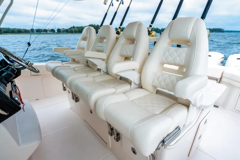  Yacht Photos Pics Manufacturer Provided Image