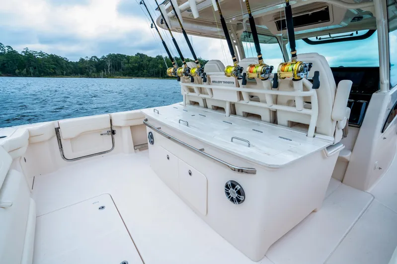  Yacht Photos Pics Manufacturer Provided Image