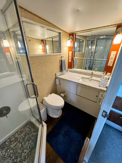 Tenacity Yacht Photos Pics 