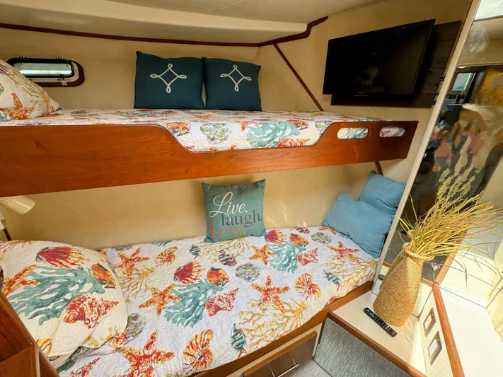 Tenacity Yacht Photos Pics 