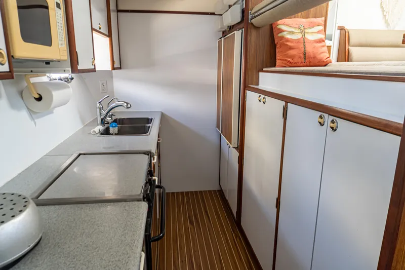 Fat Cat Yacht Photos Pics 