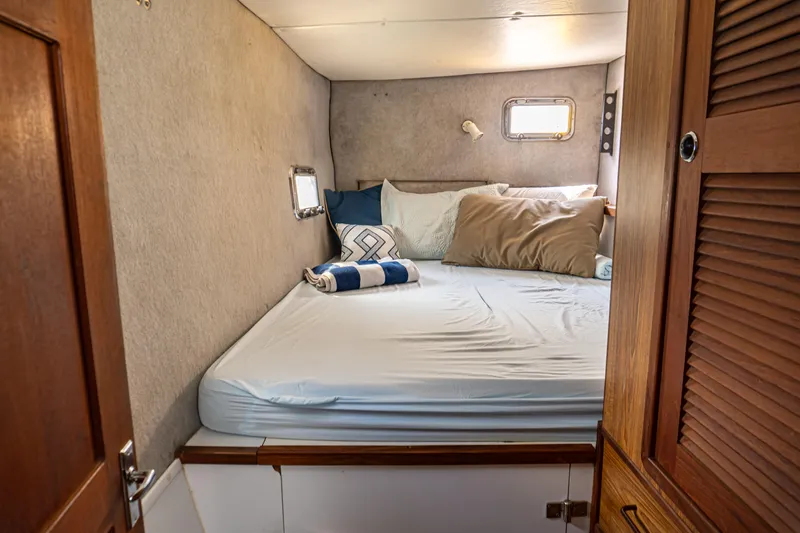 Fat Cat Yacht Photos Pics 