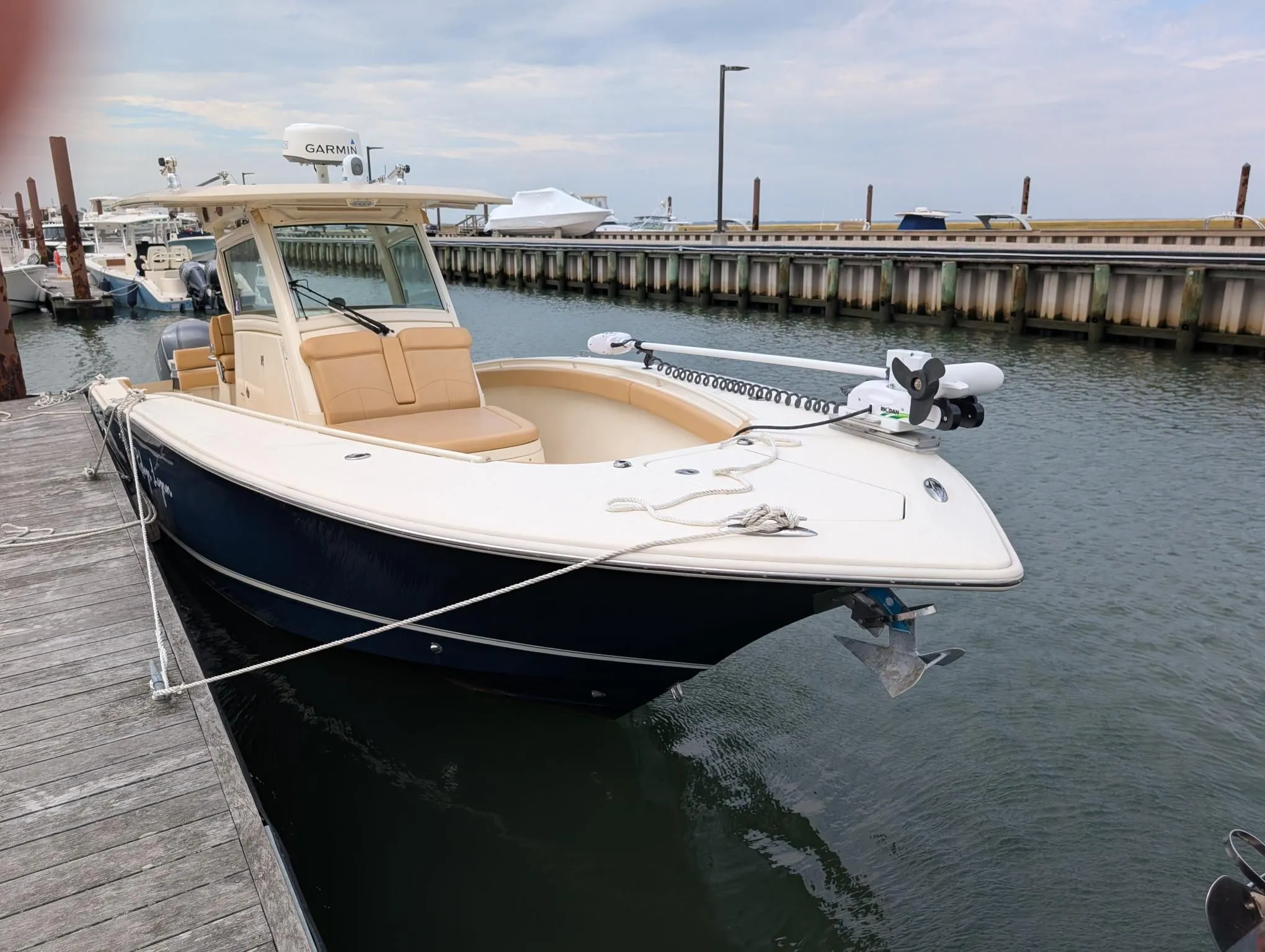 2015 SCOUT 300 LXF - Image 2