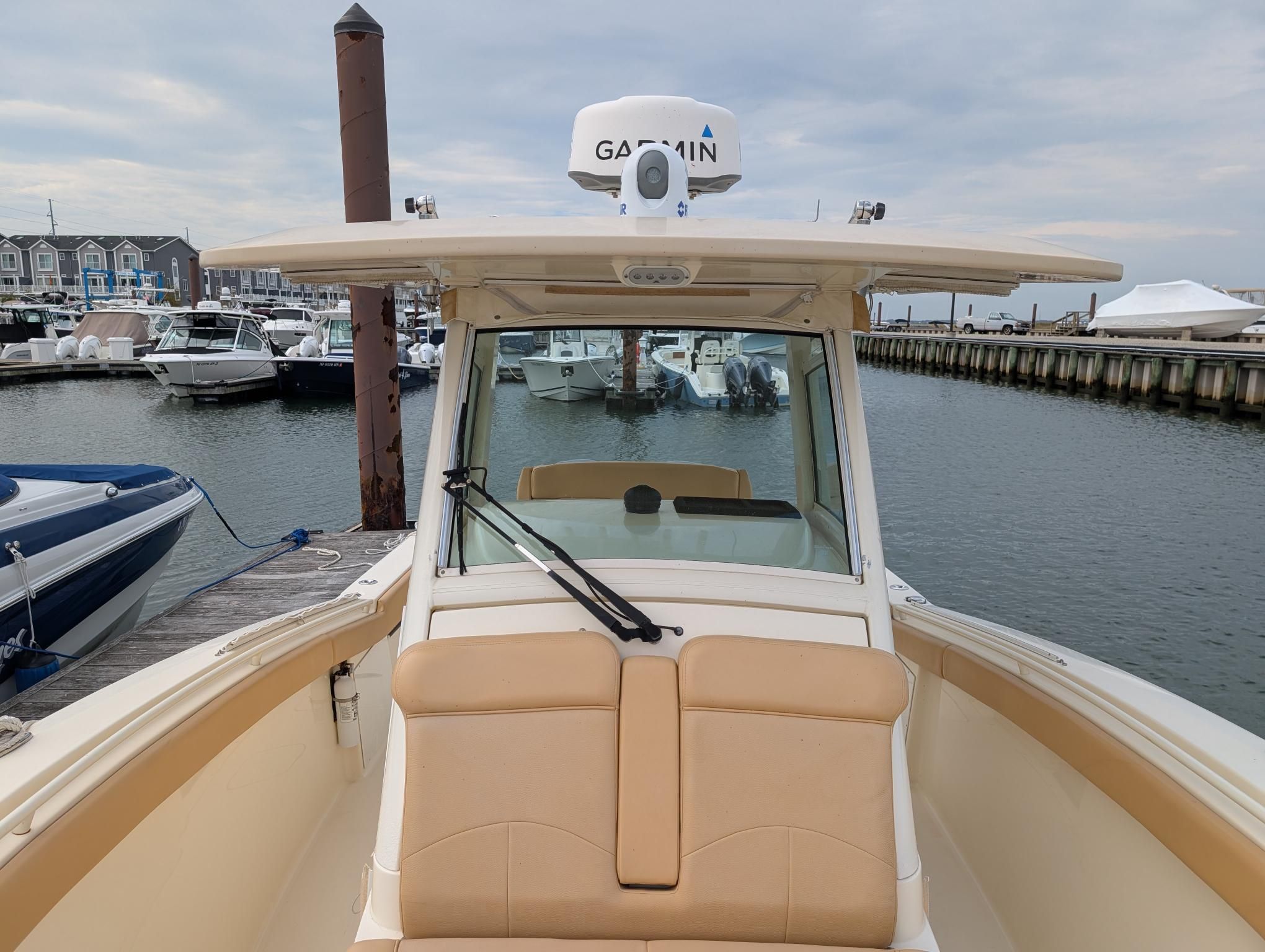 2015 SCOUT 300 LXF - Image 4