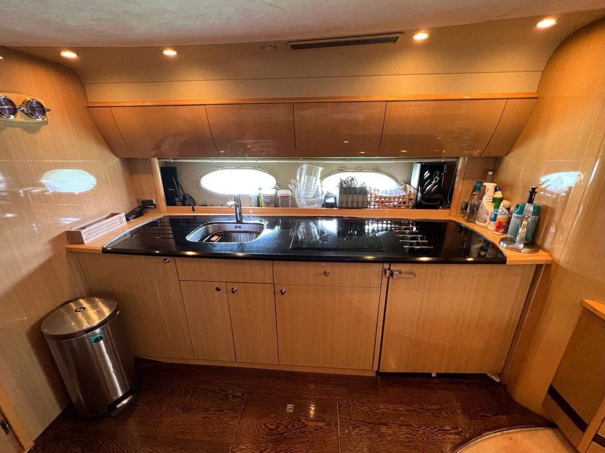 2009 Princess 59 