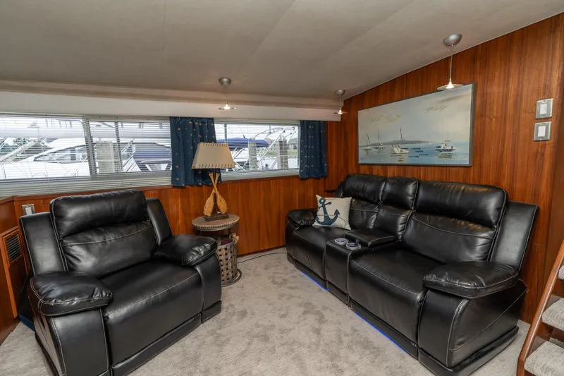 Tenacity Yacht Photos Pics 