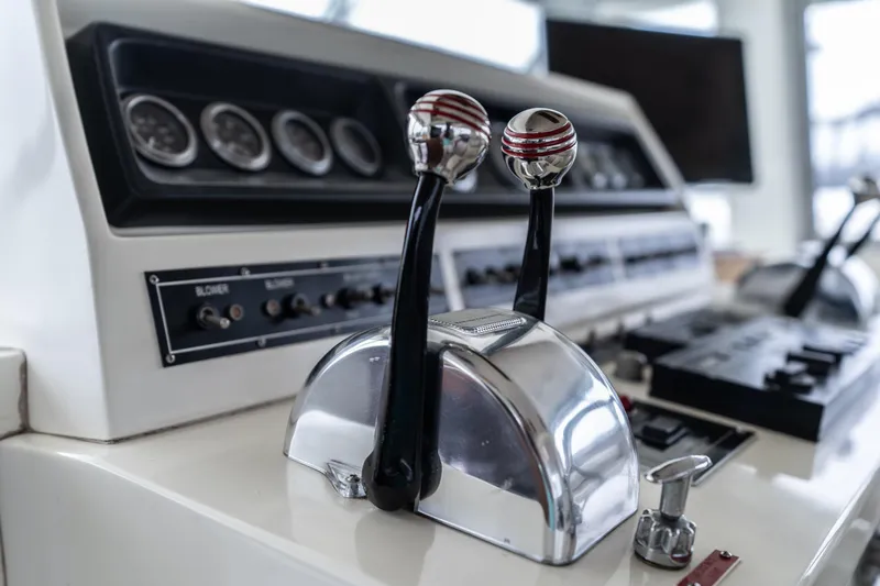 Tenacity Yacht Photos Pics 