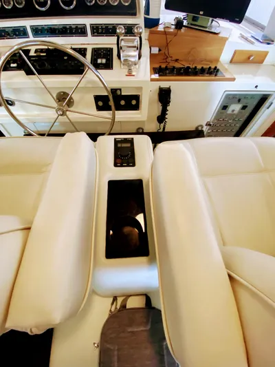 Tenacity Yacht Photos Pics 