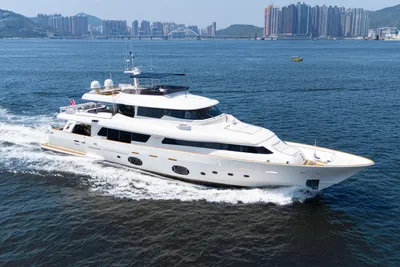 Custom Line Navetta 33 Crescendo