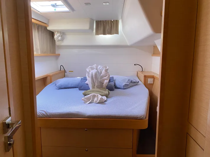 Pyrosea Yacht Photos Pics 