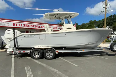 Cobia 265 Open Center Console