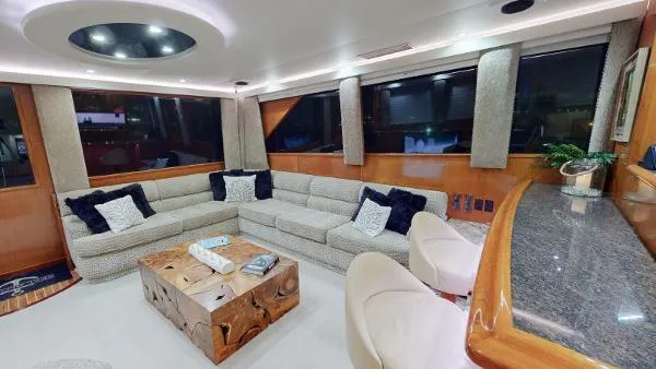 Reel Blonde Yacht Photos Pics Luxurious interior of a 1999 Viking 72 Sport Fish yacht with modern furnishings.