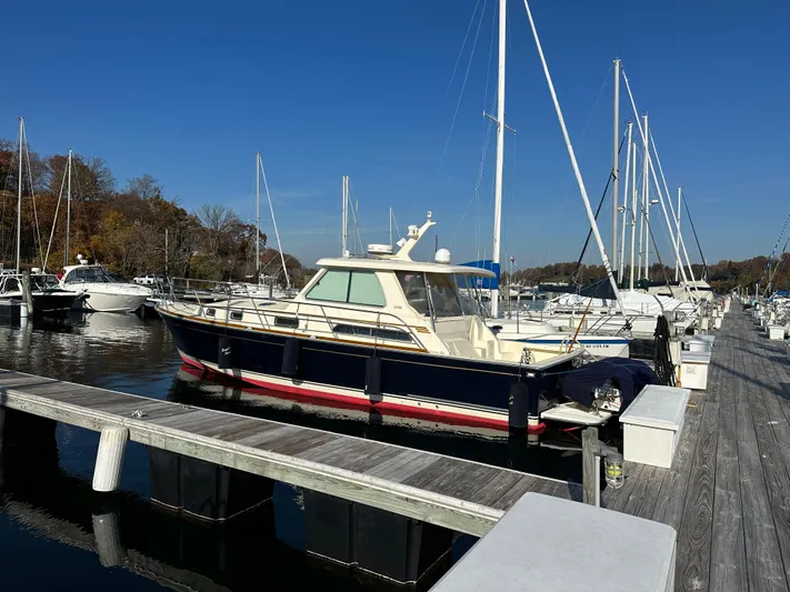 Sabre 38 Yacht Photos Pics 