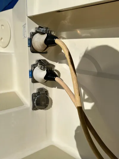 Sabre 38 Yacht Photos Pics 