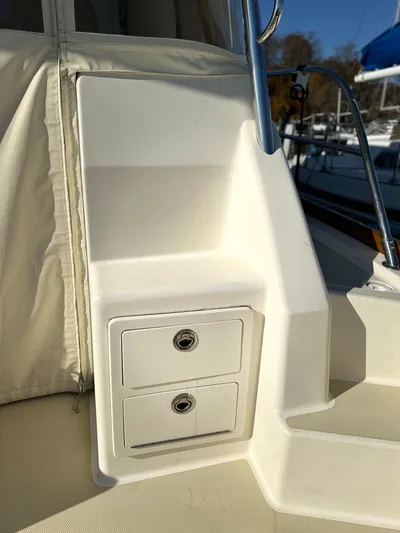 Sabre 38 Yacht Photos Pics 