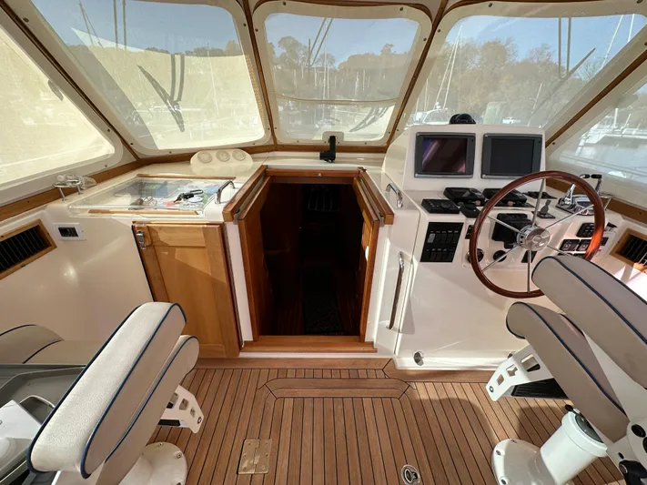 Sabre 38 Yacht Photos Pics 