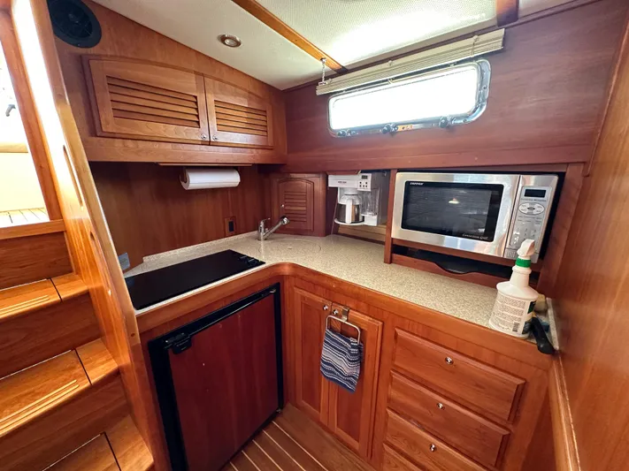 Sabre 38 Yacht Photos Pics 