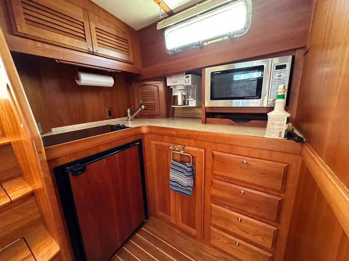 Sabre 38 Yacht Photos Pics 