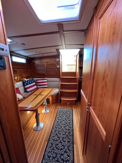 Sabre 38 Yacht Photos Pics 