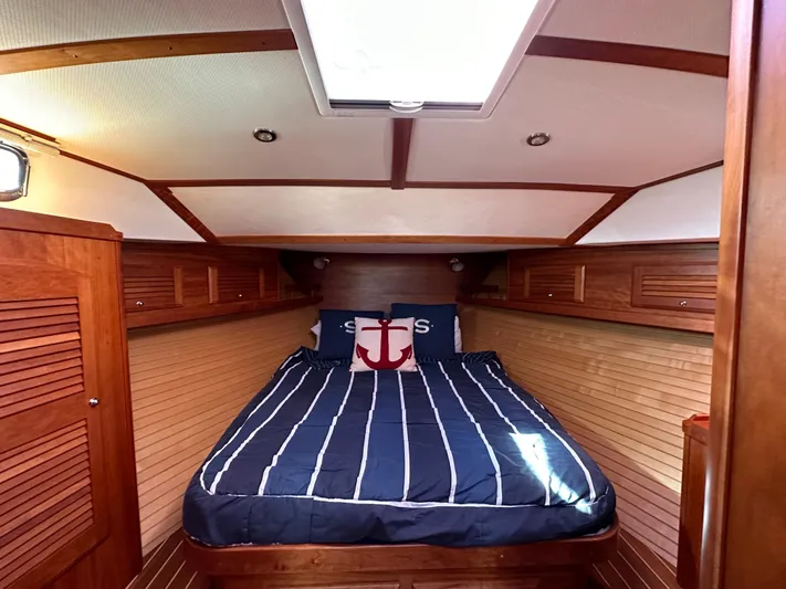 Sabre 38 Yacht Photos Pics 