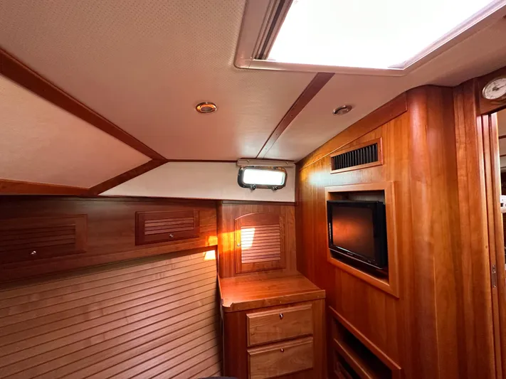 Sabre 38 Yacht Photos Pics 