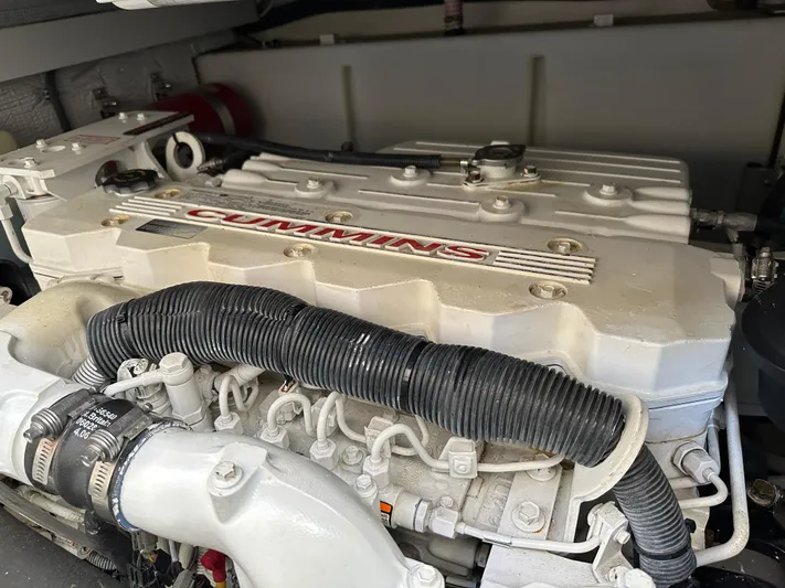 Sabre 38 Yacht Photos Pics 