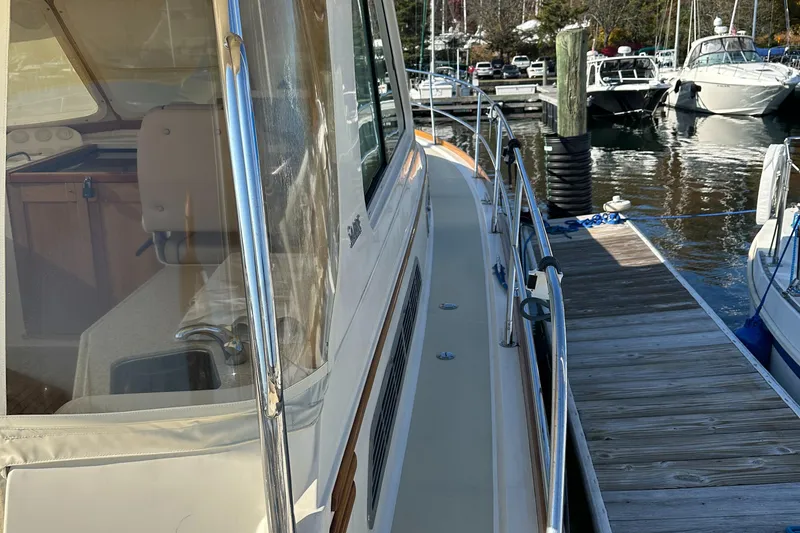 Sabre 38 Yacht Photos Pics 