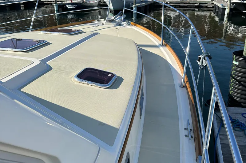 Sabre 38 Yacht Photos Pics 
